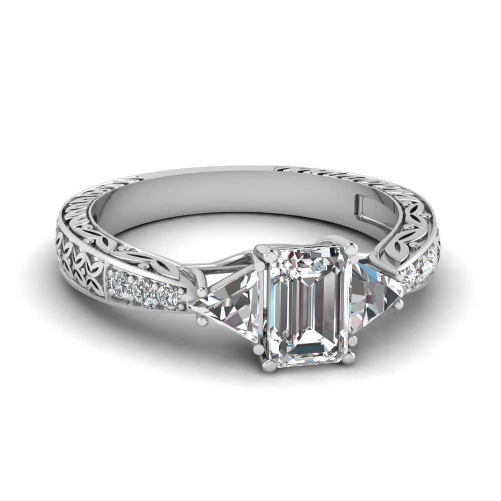 Antique diamond engagement rings platinum